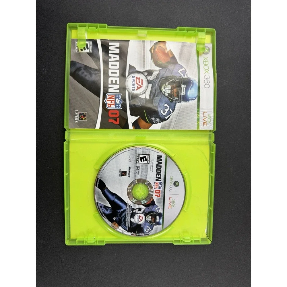 Madden NFL‎ 07 (Microsoft Xbox 360, 2006)
